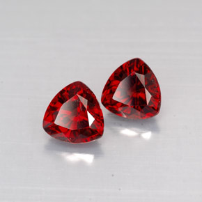 Pedras preciosas de espinélio vermelho natural de  ct, trillion, VS