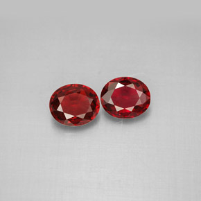Pedras preciosas de espinélio vermelho natural de  ct, corte oval, VS