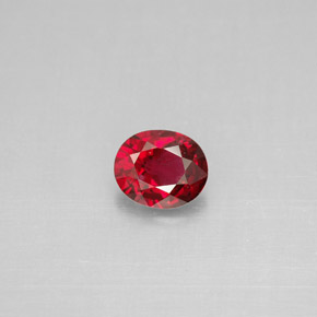 Espinélio  natural 0,63ct, corte oval, VS