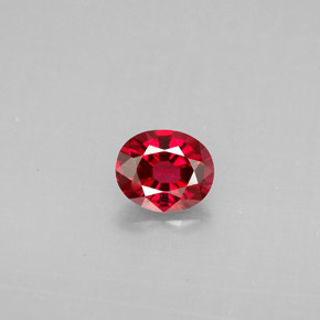 Espinélio vermelho natural 0,62ct, corte oval, VS