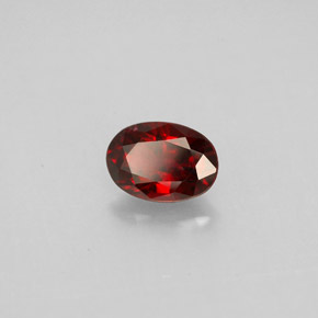 Espinélio  natural 0,74ct, corte oval, VS