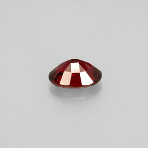 Espinélio  natural 0,74ct, corte oval, VS