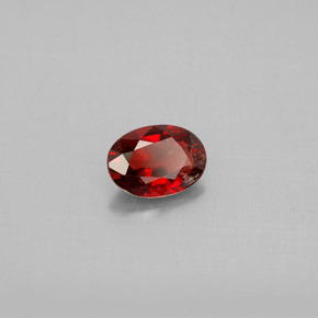 Espinélio  natural 0,67ct, corte oval, SI