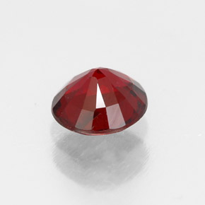 Espinélio vermelho natural 0,68ct, corte redondo, VS