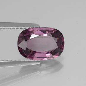 Espinélio violeta natural 2,01ct, almofada cortada, VVS-VS