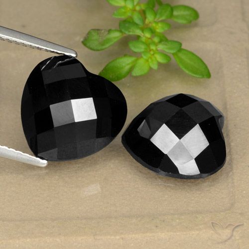 13.94ctw Natural Preto Espinélio, Coração, Opaco