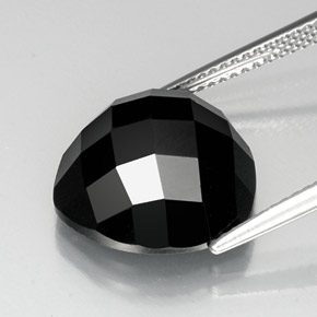 Espinélio preto natural 11,46ct, trillion, opaco
