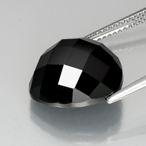 Espinélio preto natural 11,40ct, trillion, opaco