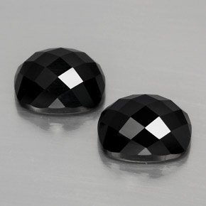 Pedras preciosas de espinélio preto natural de  ct, almofada cortada, opaco