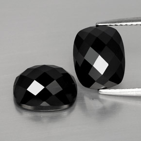 Pedras preciosas de espinélio preto natural de  ct, almofada cortada, opaco
