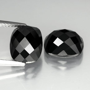 Pedras preciosas de espinélio preto natural de  ct, almofada cortada, opaco