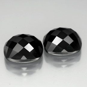 Pedras preciosas de espinélio preto natural de  ct, almofada cortada, opaco