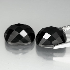 Pedras preciosas de espinélio preto natural de 7,86 ct, almofada cortada, opaco