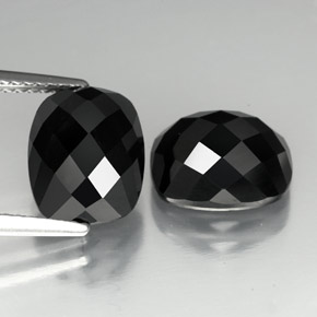 Pedras preciosas de espinélio preto natural de  ct, almofada cortada, opaco