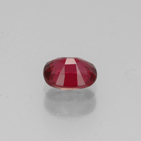 Espinélio vermelho natural 0,56ct, corte oval, VS-SI