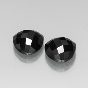 Pedras preciosas de espinélio preto natural de  ct, trillion, opaco