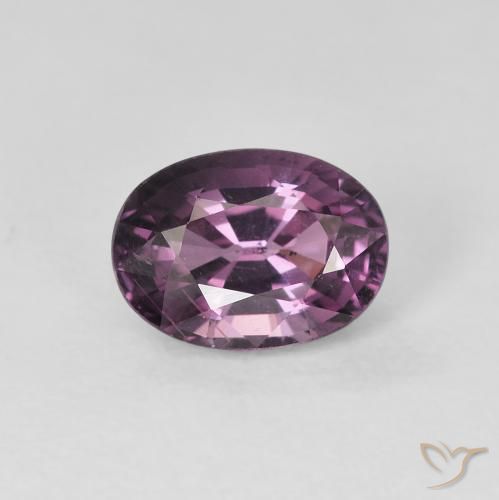 Espinélio roxo de 1,35 quilates, corte oval de 7,5 x 5,5 mm da Tanzânia, Photo A