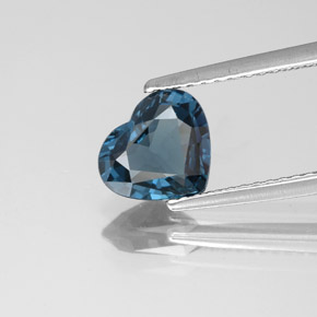 Espinélio azul natural 1,52ct, formato de coração, VS