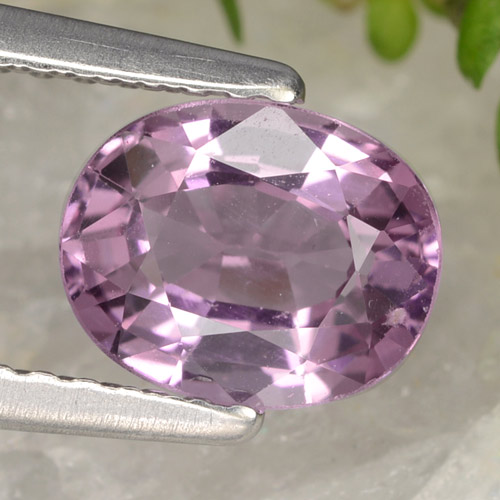 Espinélio roxo natural 1,33ct, corte oval, VS