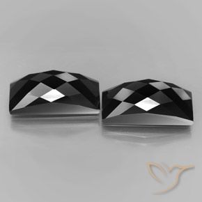 Pedras preciosas de Espinélio Preto com brilho dourado natural de 25.07 ct, baguete, Opaco
