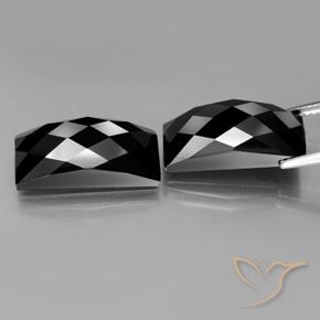 Pedras preciosas de Espinélio Preto natural de 24.56 ct, baguete, Opaco