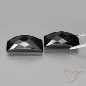 Pedras preciosas de Espinélio Preto natural de 24.82 ct, baguete, Opaco