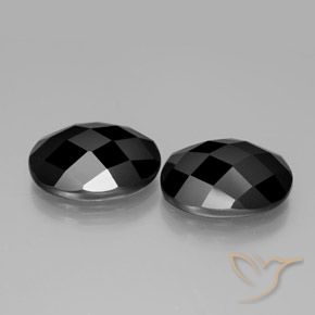 Pedras preciosas de Espinélio Preto natural de 13.46 ct, oval, Opaco
