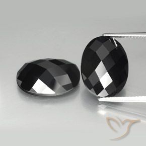 20.00ctw Natural Preto Espinélio, oval, Opaco