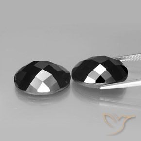 Pedras preciosas de Espinélio Preto natural de 22.49 ct, oval, Opaco
