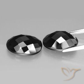 Pedras preciosas de Espinélio Preto natural de 19.43 ct, Corte Oval, Opaco