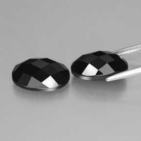 Pedras preciosas de espinélio preto natural de 12,71 ct, corte oval, opaco