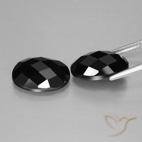 Pedras preciosas de Espinélio Preto natural de 12.42 ct, oval, Opaco