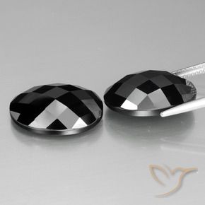 Pedras preciosas de Espinélio Preto natural de 25.08 ct, oval, Opaco