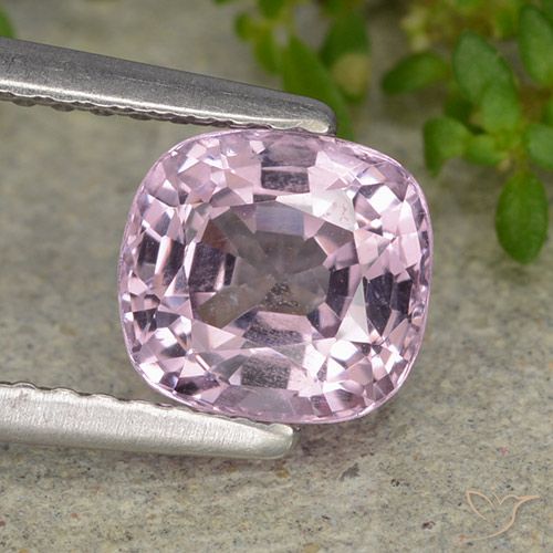 Espinélio roxo natural 1,69ct, almofada cortada, VVS-VS