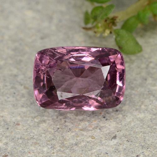 Espinélio roxo natural 1,04ct, almofada cortada, VS