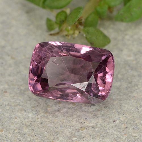 Espinélio roxo natural 1,04ct, almofada cortada, VS