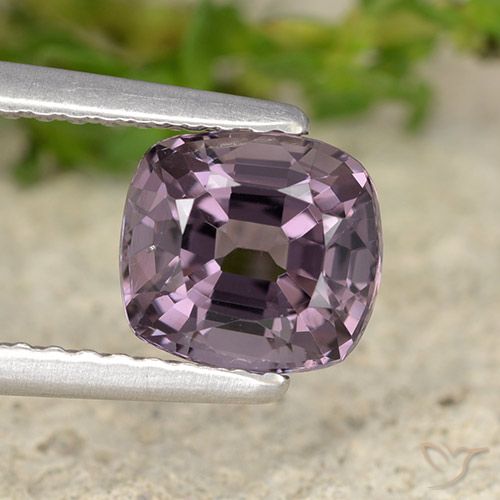 1.45ct Natural Roxo escuro Espinélio, Almofada, VVS