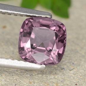 Espinélio Roxo médio-escuro Natural 1.46ct, Almofada cortada, VVS