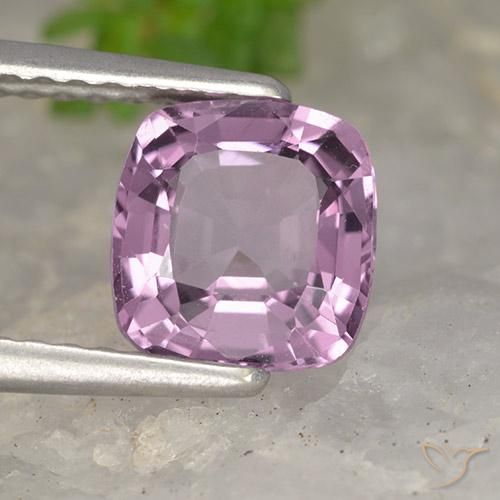 Espinélio roxo médio Natural 1.53ct, Almofada, VVS