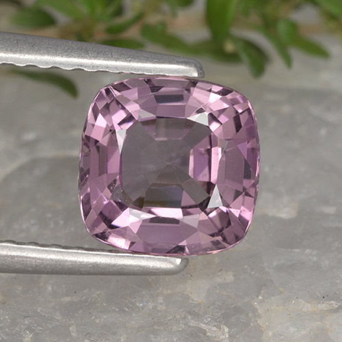 Espinélio roxo natural 1,31ct, almofada cortada, VVS