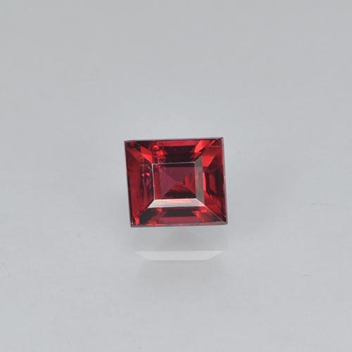 Espinélio vermelho natural 0,32ct, baguete, VS