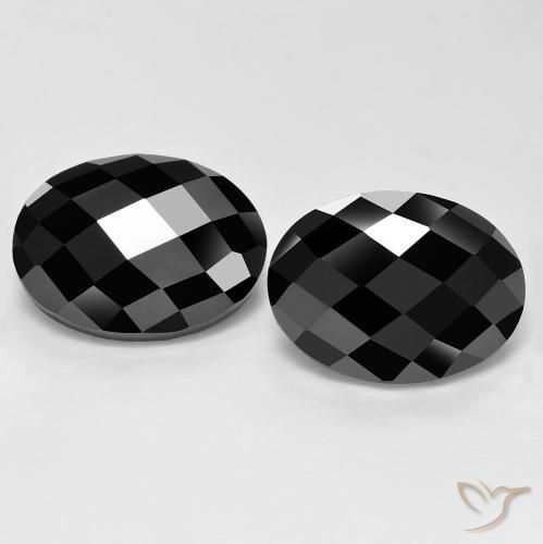 22.77ctw Natural Preto Espinélio, oval, Opaco