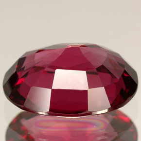 Espinélio vermelho natural 3,30ct, corte oval, VVS
