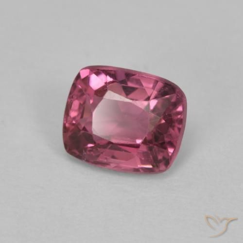 Espinélio Roxo profundo Natural 0.60ct, Almofada, VVS-VS
