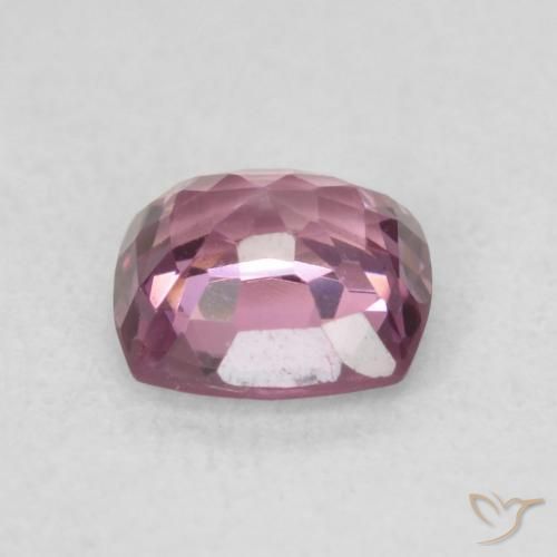 Espinélio Roxo avermelhado claro Natural 0.69ct, Almofada, VVS