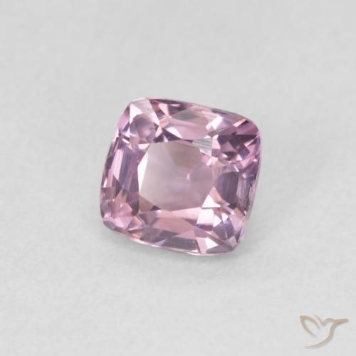 Espinélio Luz roxa Natural 0.62ct, Almofada, VVS