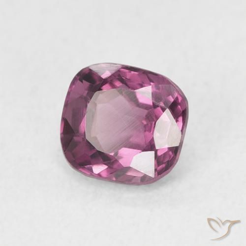 Espinélio Roxo profundo Natural 0.64ct, Almofada, VVS-VS