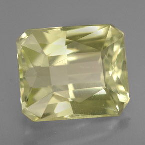 Espodumênio Luz amarela Natural 7,74ct, Corte Esmeralda, VVS-VS