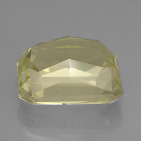 Espodumênio Luz amarela Natural 7,74ct, Corte Esmeralda, VVS-VS