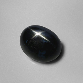 Diopsídio estrela preto natural 2,88ct, corte oval, opaco